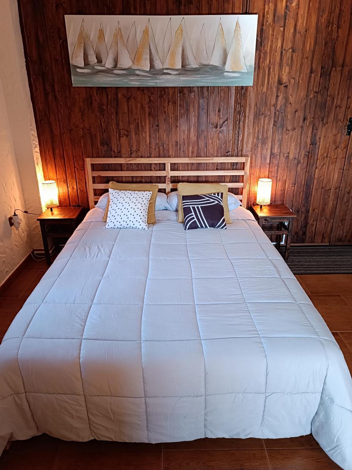 Bed and Breakfast Cortijo Petra Villanueva del Rosario Екстер'єр фото