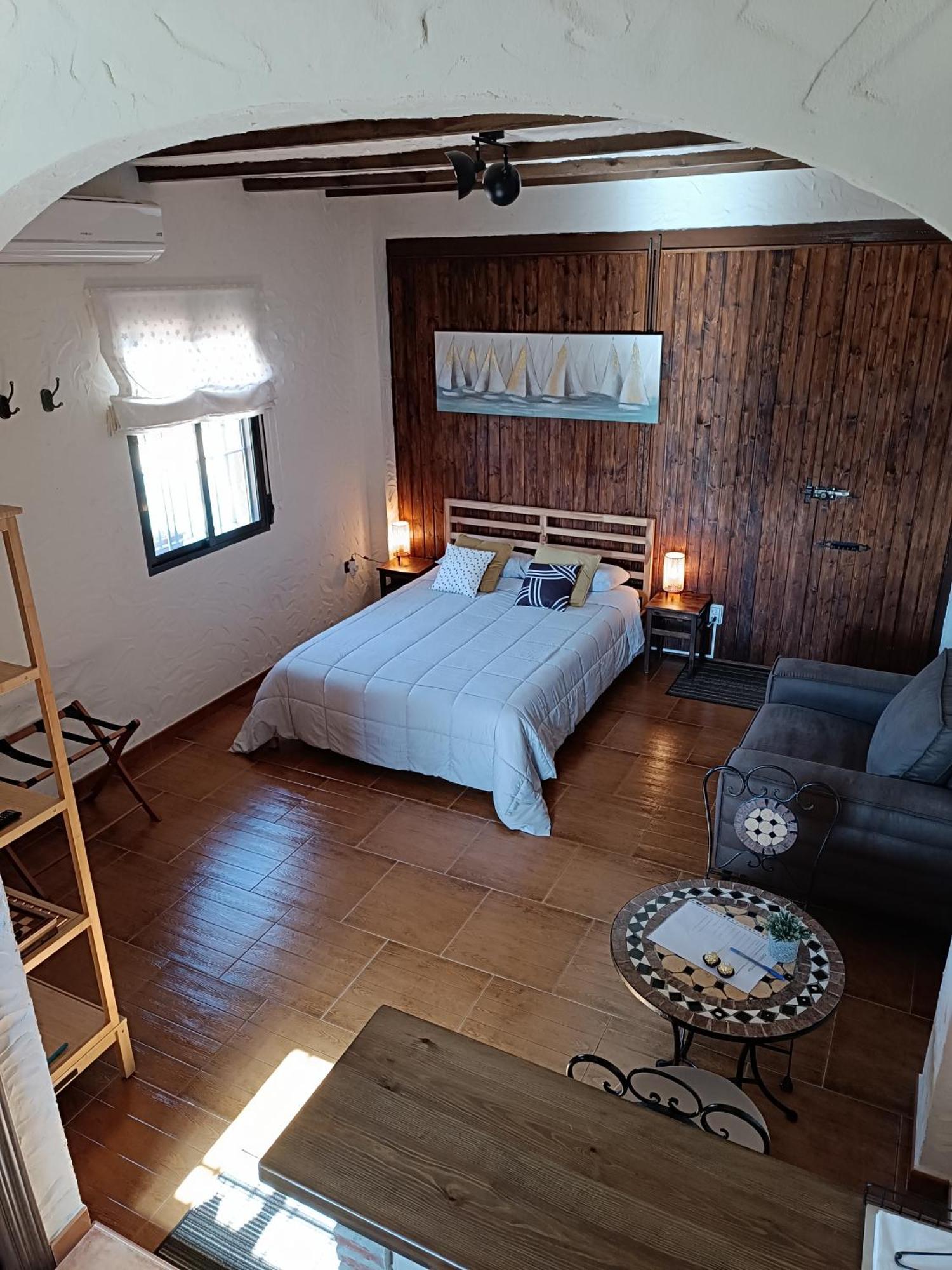 Bed and Breakfast Cortijo Petra Villanueva del Rosario Екстер'єр фото